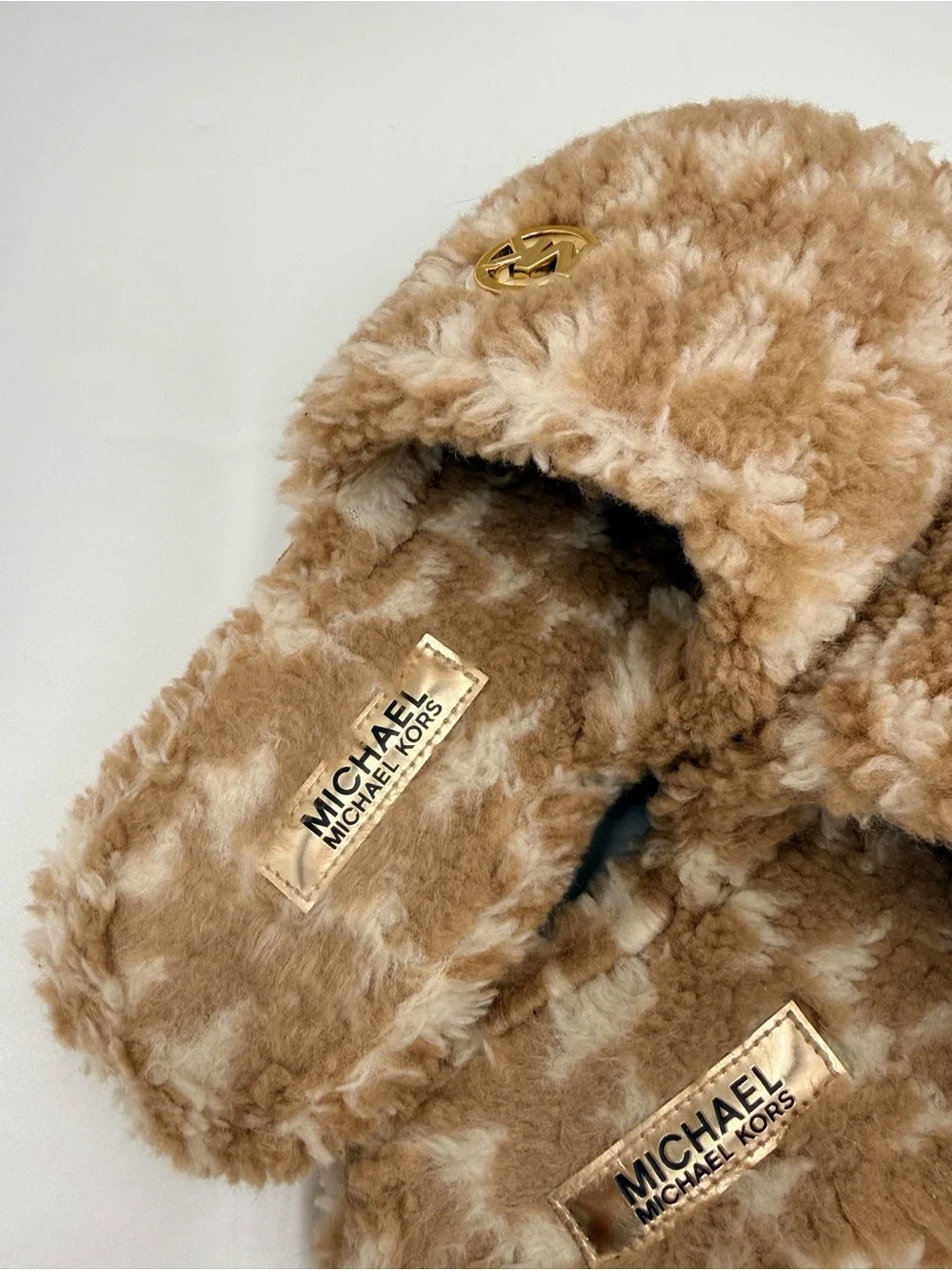 Michael Kors Fuzzy Plush Slippers Tan Cream Size 7